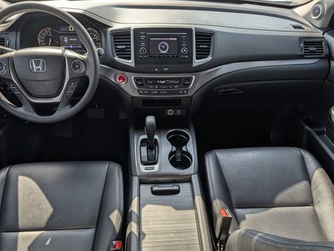 Used 2019 Honda Ridgeline Sport image 12