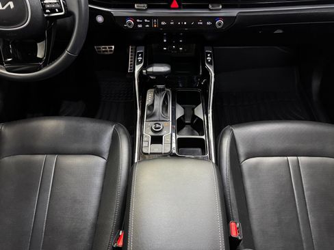 Used 2025 Kia Sorento SX AWD/4WD image 27