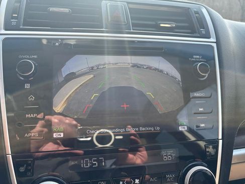 Used 2018 Subaru Outback 2.5i Limited image 23