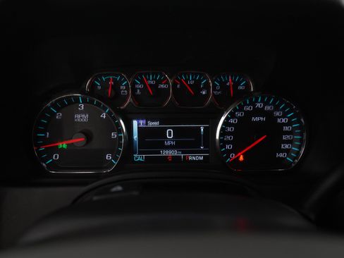 Used 2016 Chevrolet Tahoe LT w/ Luxury Package AWD/4WD image 33