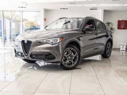 New 2025 Alfa Romeo Stelvio Sprint