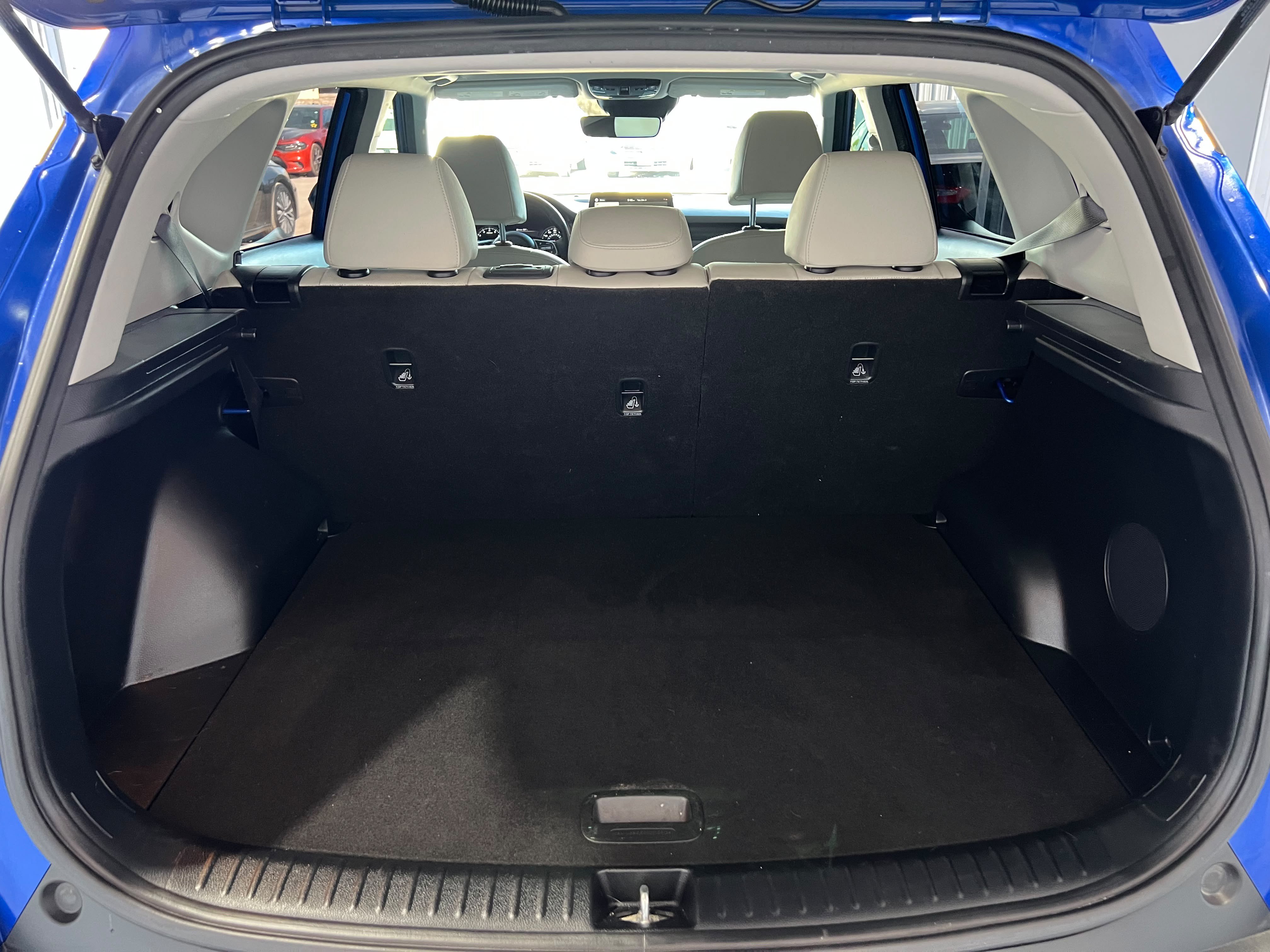 Used 2021 Kia Seltos SX w/ SX Sunroof Package AWD/4WD image 5