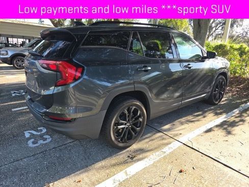 Used 2021 GMC Terrain SLE w/ Elevation Edition FWD image 4
