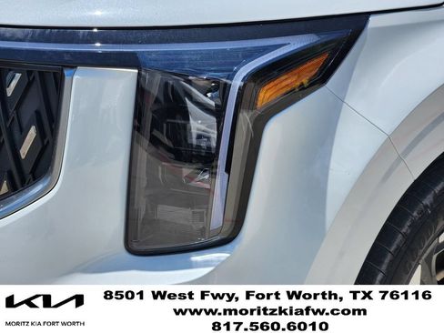New 2026 Kia Carnival EX FWD image 5