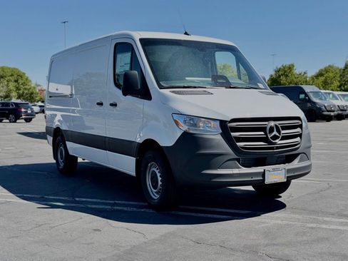 New 2026 Mercedes-Benz Sprinter 2500 image 6