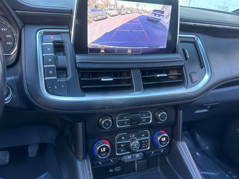 Used 2021 Chevrolet Suburban RST AWD/4WD image 28
