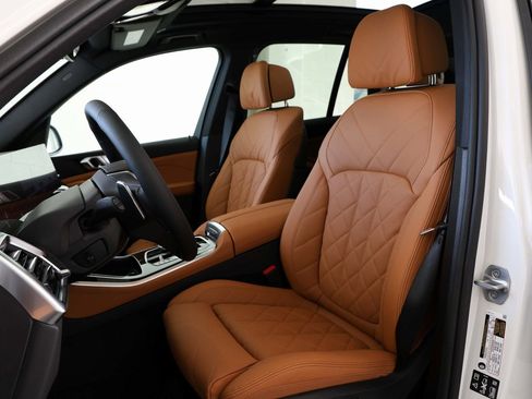 New 2026 BMW X5 sDrive40i image 18