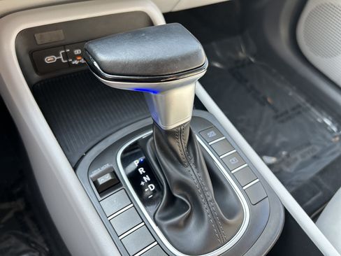 Certified 2025 Hyundai Kona SEL AWD/4WD image 24