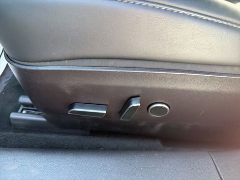 Used 2023 Tesla Model 3 Standard Range image 21