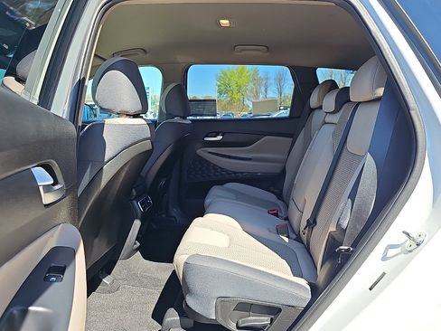 Used 2023 Hyundai Santa Fe SEL AWD/4WD image 10