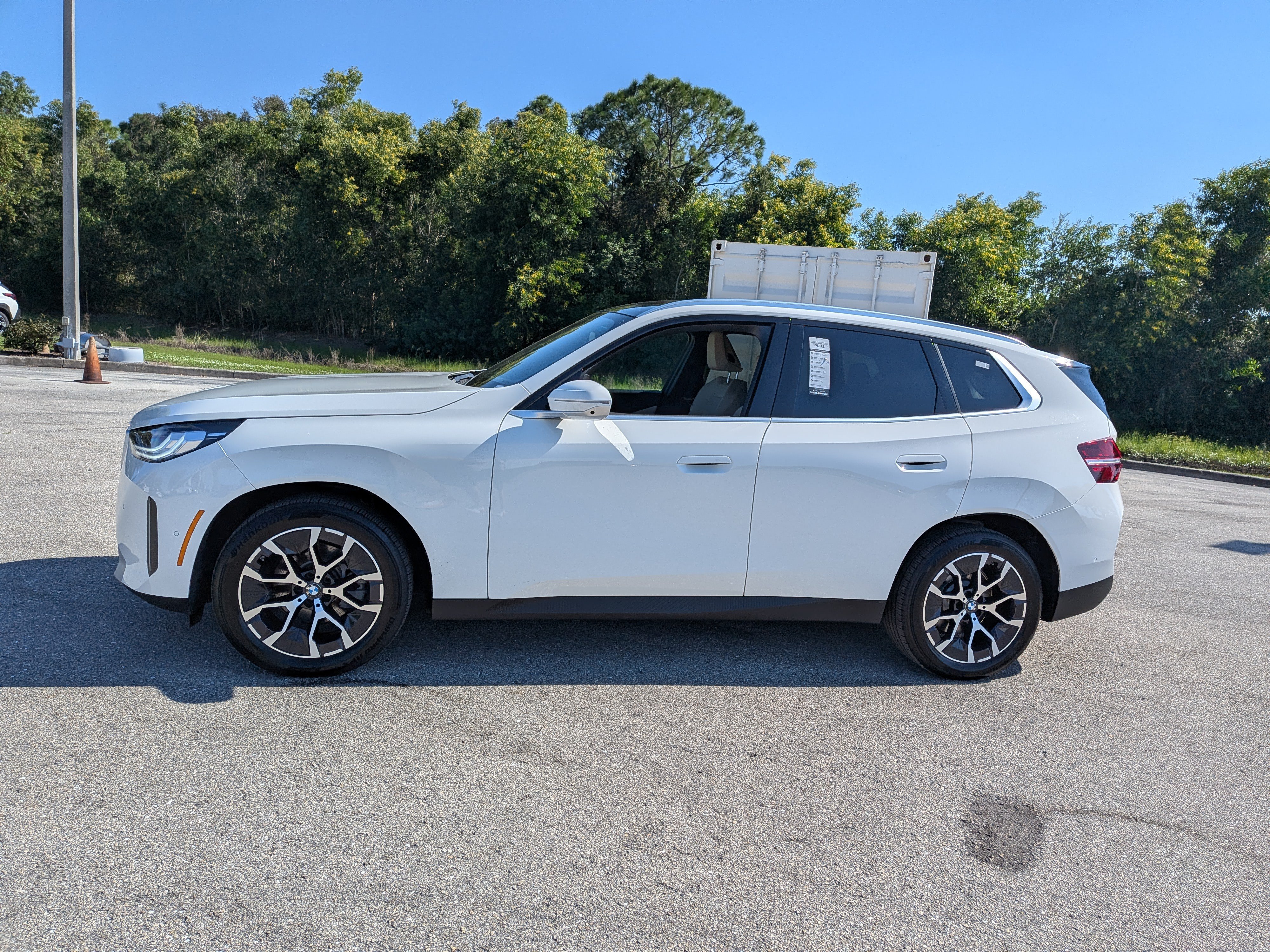 Used 2026 BMW X3 xDrive30i w/ Premium Package AWD/4WD image 7
