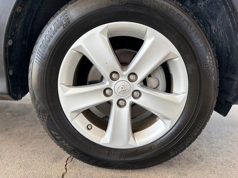 Used 2013 Toyota RAV4 XLE AWD/4WD image 21