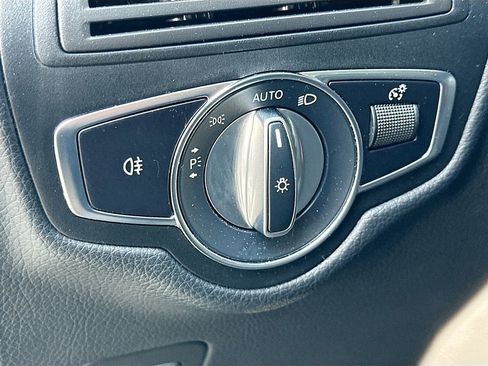 Certified 2020 Mercedes-Benz GLC 300 GLC 300 image 10