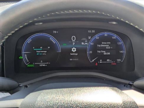 Used 2026 Toyota Camry XLE image 11