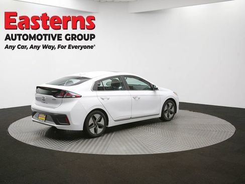 Used 2022 Hyundai Ioniq Limited image 42