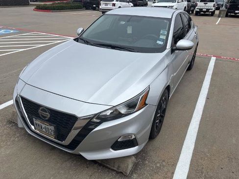 Certified 2019 Nissan Altima 2.5 S image 1