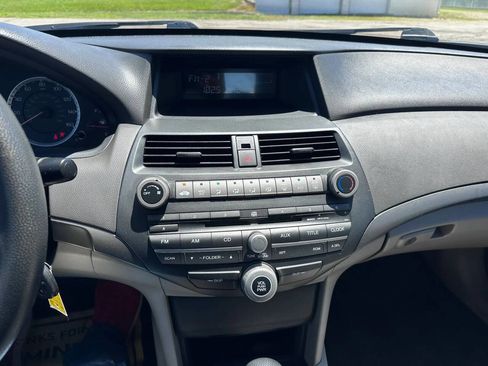 Used 2010 Honda Accord LX-P image 16