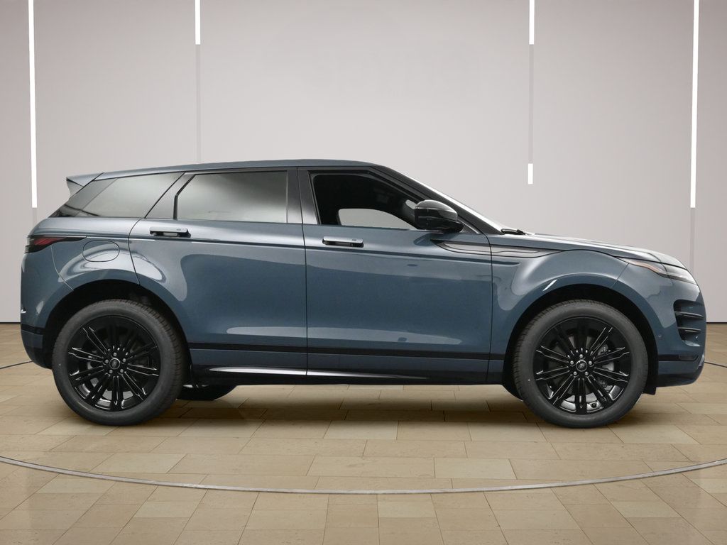 Used 2026 Land Rover Range Rover Evoque Dynamic SE AWD/4WD image 28