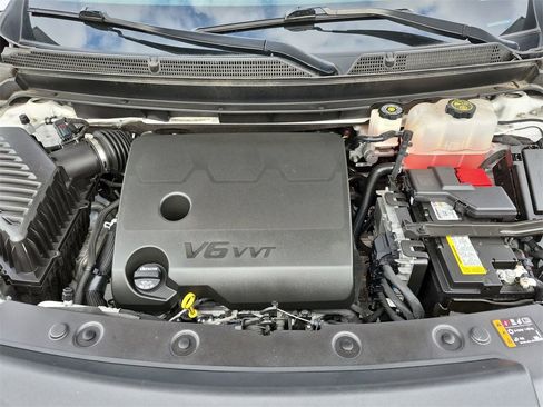 Used 2023 Buick Enclave Avenir w/ Avenir Technology Package image 27