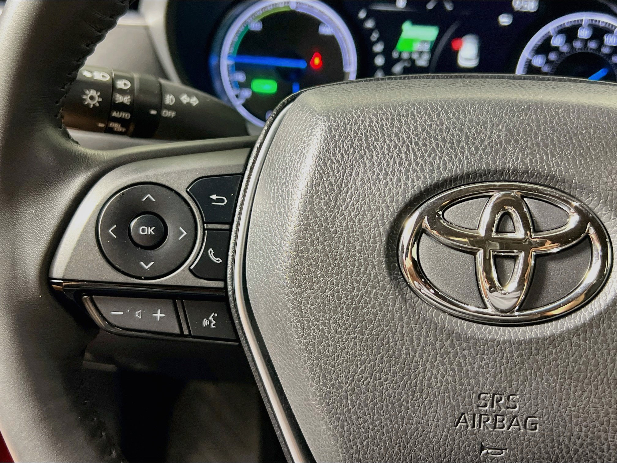 Used 2024 Toyota Venza Nightshade AWD/4WD image 18