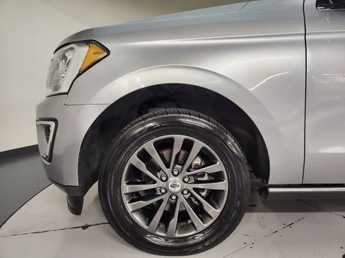 Used 2021 Ford Expedition Limited RWD image 11