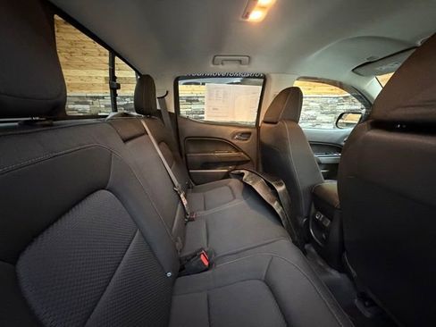 Used 2022 Chevrolet Colorado LT w/ LT Convenience Package AWD/4WD image 30