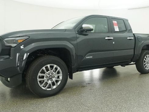 New 2026 Toyota Tacoma Limited AWD/4WD image 18