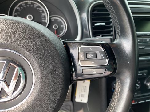 Used 2014 Volkswagen Beetle R-Line image 30