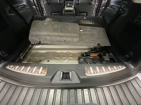Used 2023 Nissan Armada Platinum w/ Captain's Chairs Package AWD/4WD image 29