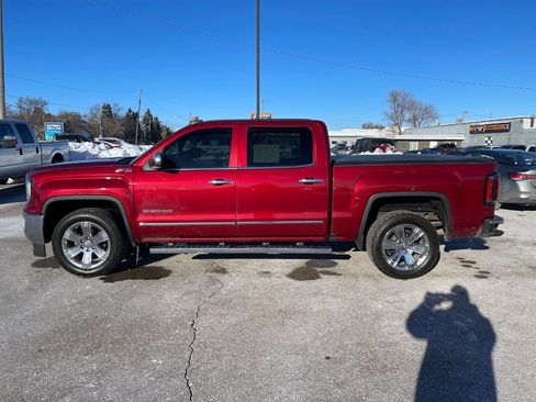Used 2018 GMC Sierra 1500 SLT image 2