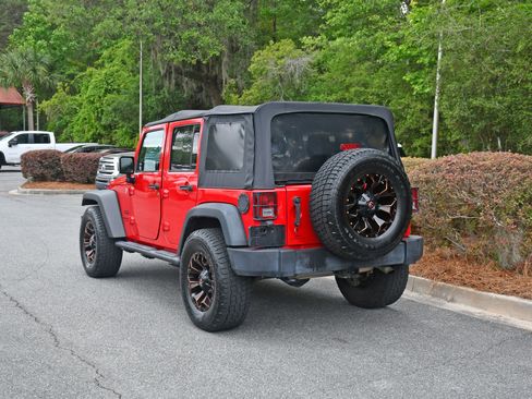Used 2016 Jeep Wrangler Unlimited Sport w/ Quick Order Package 24S AWD/4WD image 3