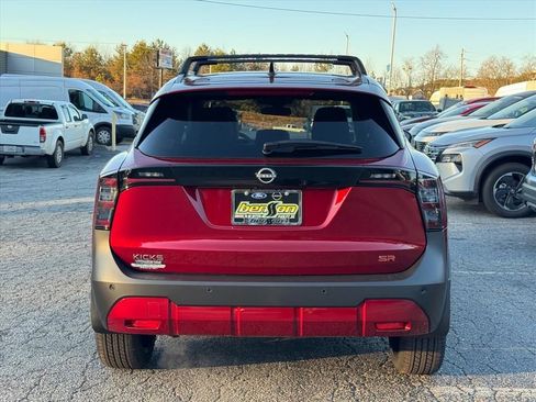 New 2026 Nissan Kicks SR w/ Cold Weather Package FWD image 4