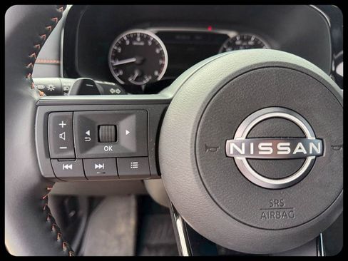 Used 2025 Nissan Pathfinder Rock Creek image 44