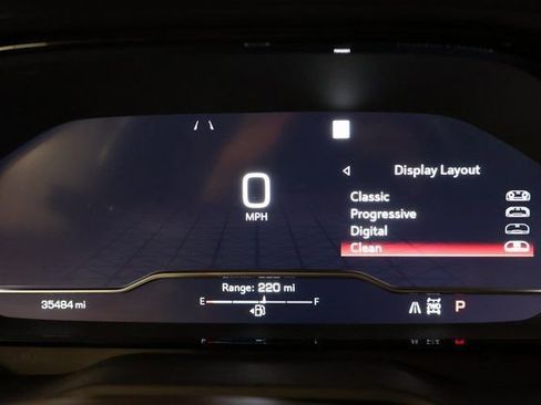 Used 2022 GMC Yukon XL Denali AWD/4WD image 30