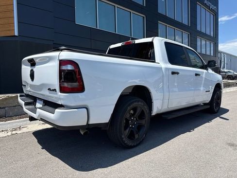 Used 2024 RAM 1500 Big Horn AWD/4WD image 3