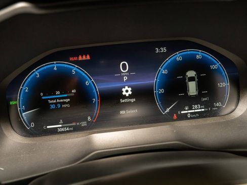 Used 2023 Toyota RAV4 Limited image 19