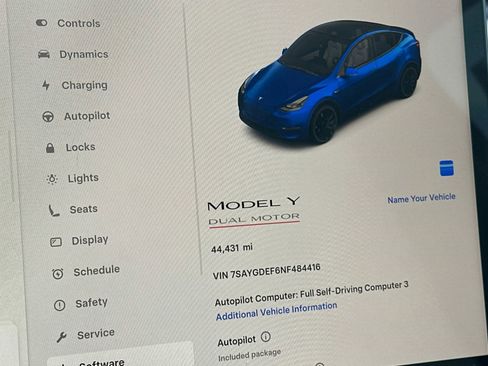 Used 2022 Tesla Model Y Performance image 33