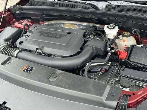 Used 2023 Buick Envision Essence w/ Sport Touring Package image 10