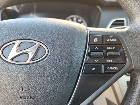 Used 2017 Hyundai Sonata SE image 17