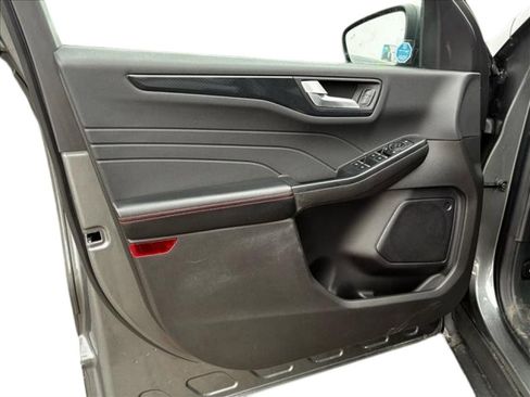 Used 2024 Ford Escape ST-Line w/ Tech Pack #1 AWD/4WD image 14
