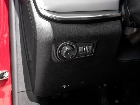 Used 2022 Jeep Compass Limited image 39