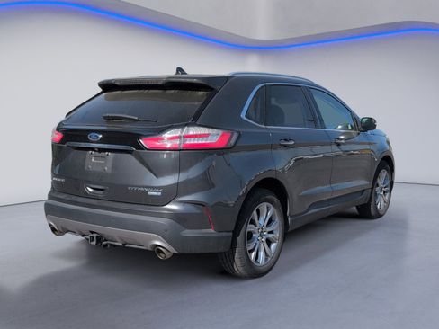 Used 2019 Ford Edge Titanium w/ Cold Weather Package image 3