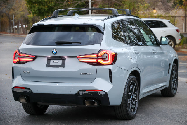 Used 2023 BMW X3 xDrive30i w/ M Sport Package AWD/4WD image 3