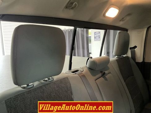 Used 2019 RAM 1500 Big Horn AWD/4WD image 34