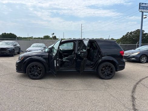Used 2019 Dodge Journey GT w/ Driver Convenience Group AWD/4WD image 4