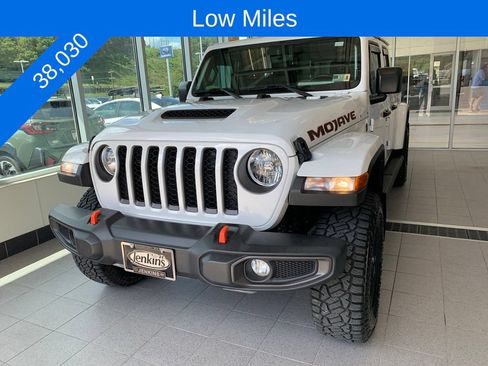 Used 2023 Jeep Gladiator Mojave w/ Trailer Tow Package AWD/4WD image 2
