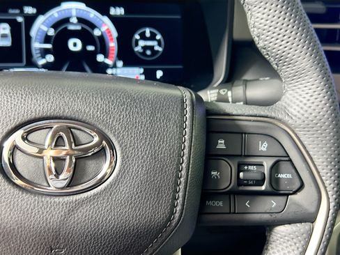 New 2026 Toyota Tundra Limited AWD/4WD image 19