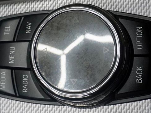 Used 2016 BMW 550i xDrive Sedan AWD/4WD image 26