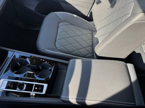 New 2026 Volkswagen Atlas SEL Premium R-Line image 14