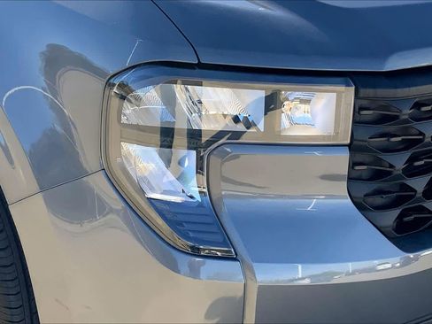 Used 2025 Ford Maverick XLT w/ Equipment Group 302A image 25